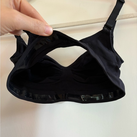 Skims Seamless Sculpt Bralette Onyx size Small New in box - Picture 7 of 7